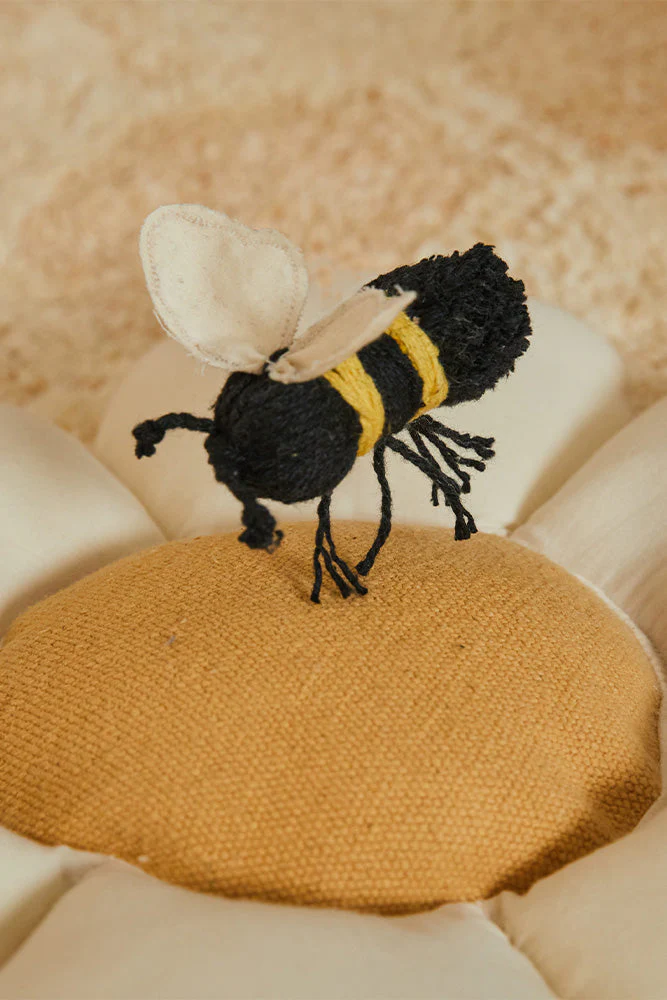 Cushion Little Daisy - Image 5
