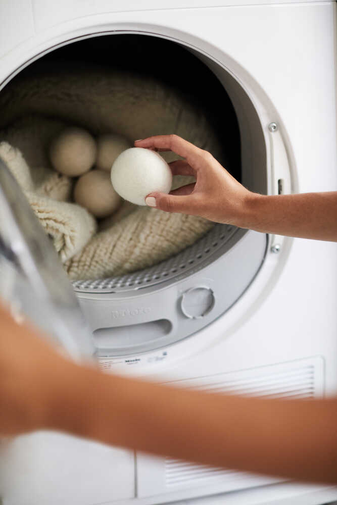 DRYER BALLS FOR WASHABLE RUGS - Image 5