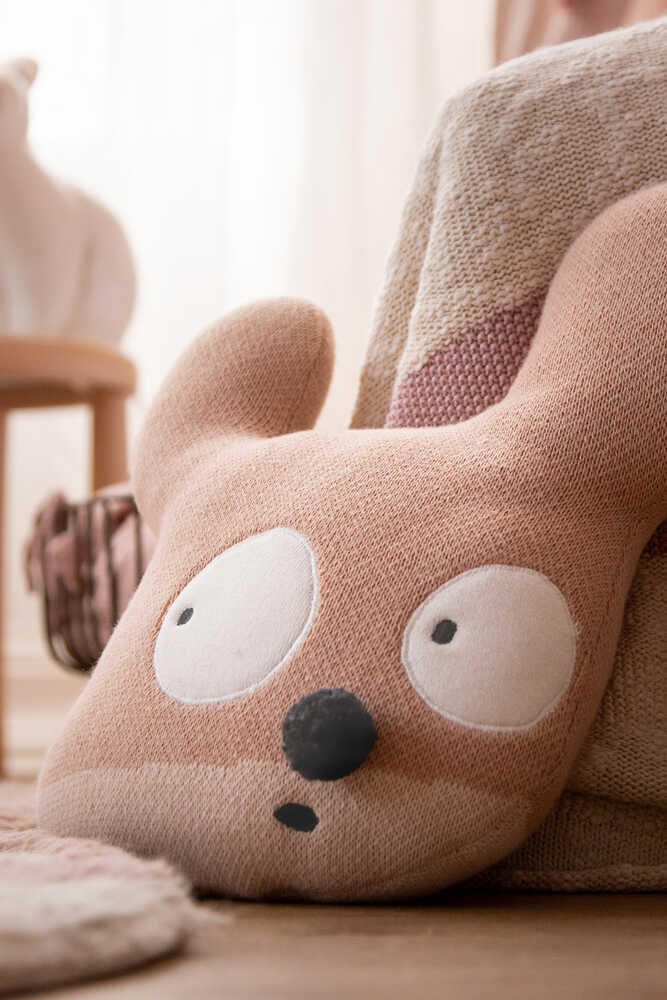 Knitted cushion Miss Mighty Mouse - Image 4