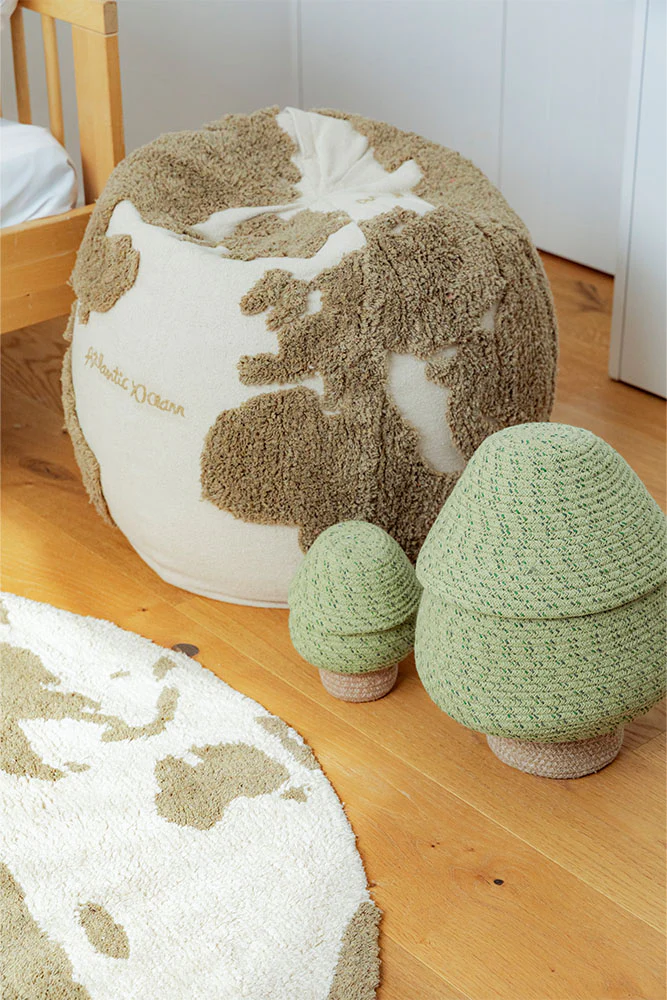 Pouf World Map Rugcycled - Image 3