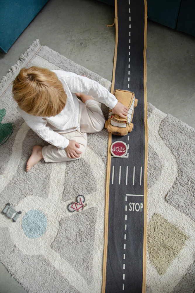 RIDE & ROLL SCHOOL BUS - Image 8