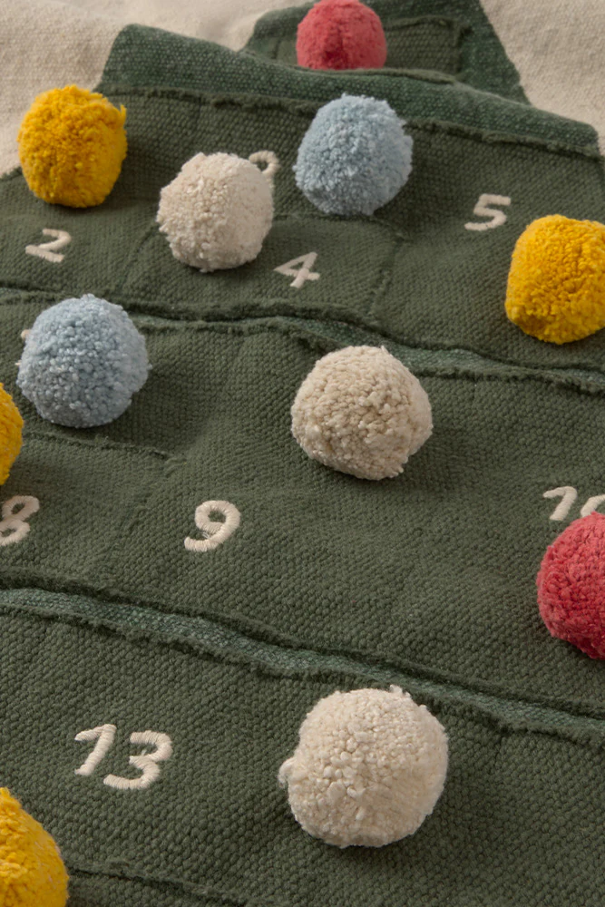 WALL HANGER CHRISTMAS CALENDAR - Image 3
